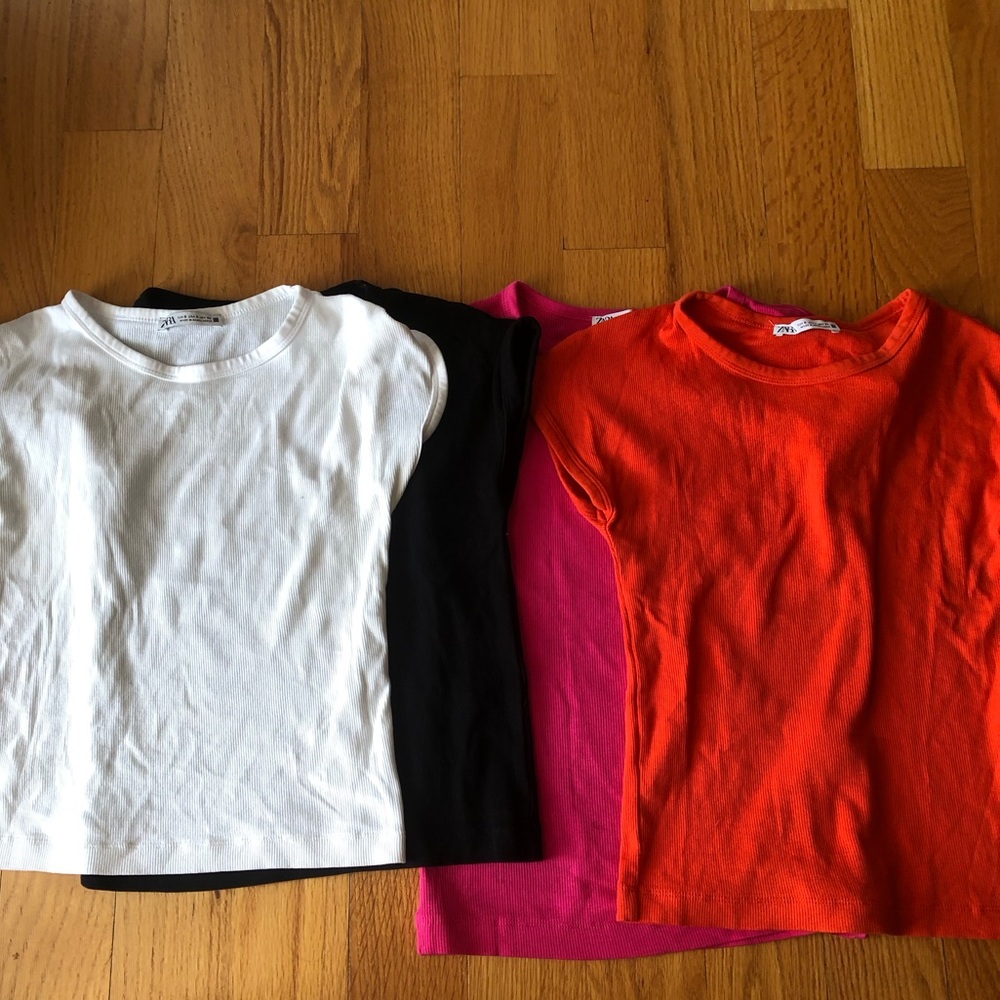 (4) Zara ribbed short sleeve t shirts - Picture 6 of 6